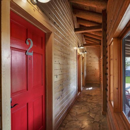Wimberley Log Cabins Resort And Suites- Unit 2 外观 照片